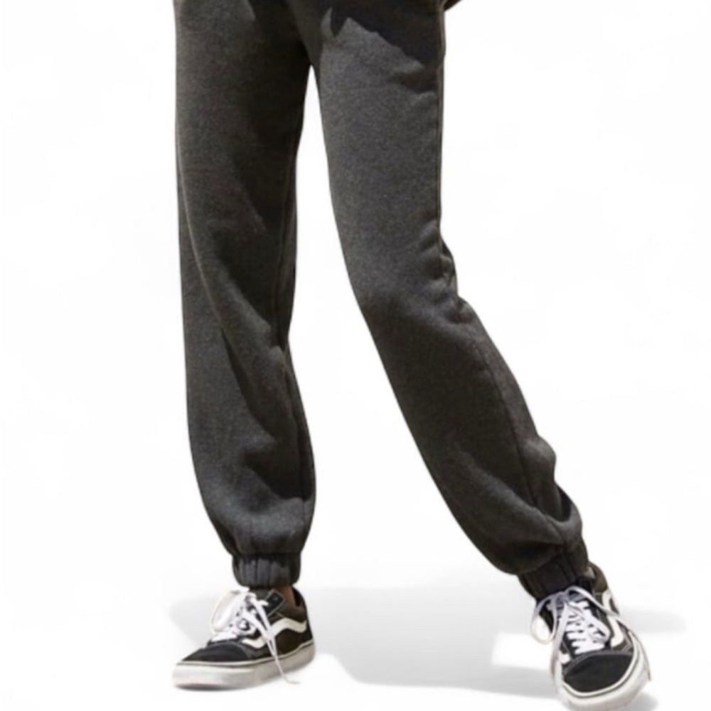 ✨Brandi Melville “Rosa” Sweatpants in Medium Grey One Size